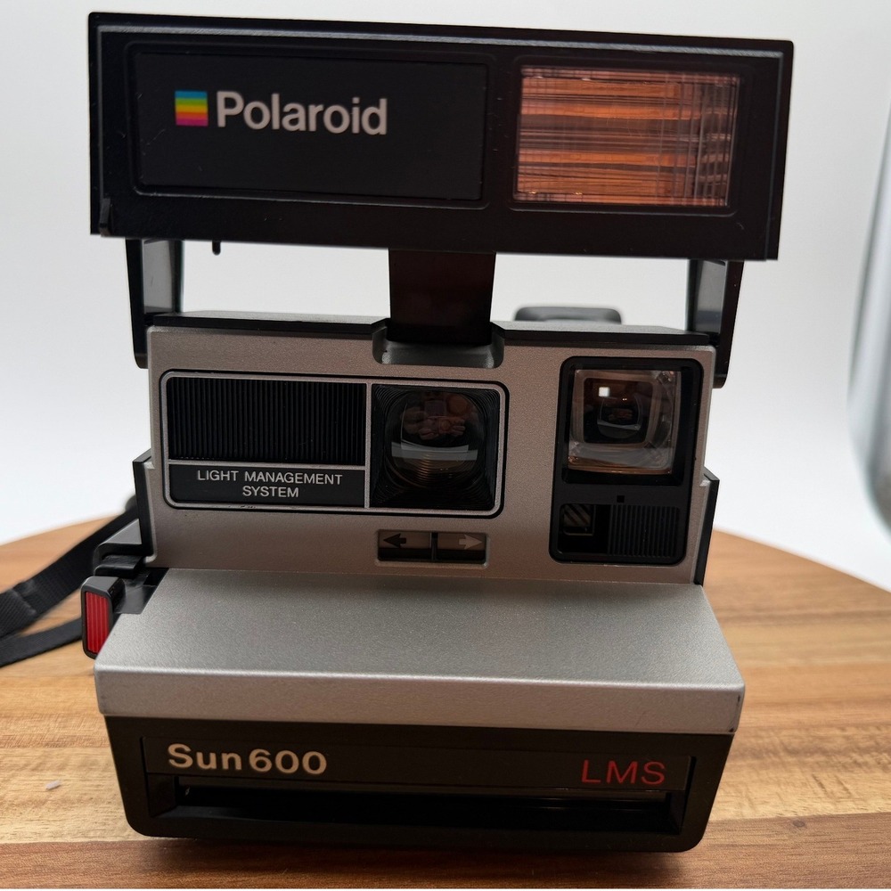 UNTESTED Polaroid Sun 600 LMS Instant Film Camera Silver Black Vintage  0400